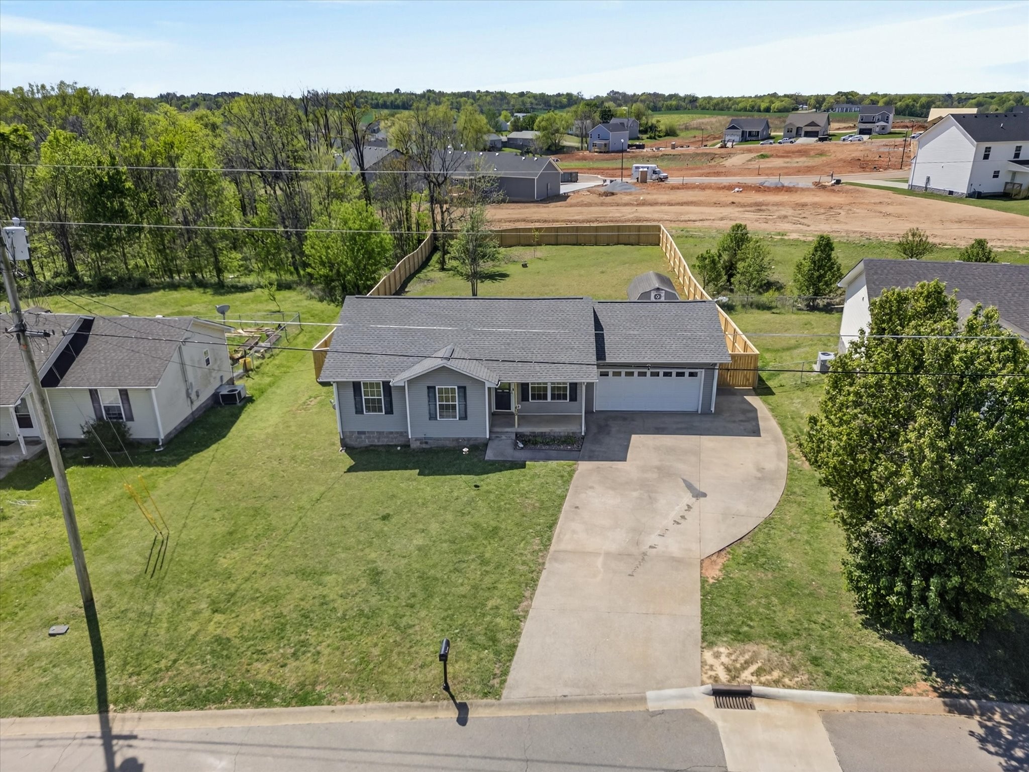 409 Filmore Road Oak Grove, KY 42262 - Photo 5 of 27 Gallery Image 5