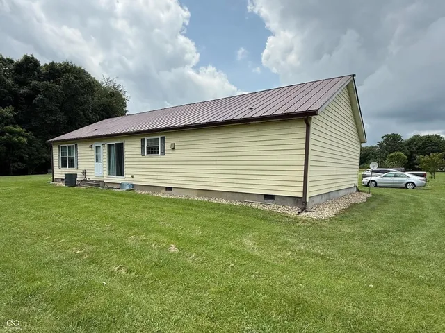 $395,000 | 4551 South Slate Ford Road, Scottsburg, IN 47170