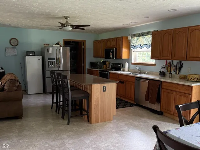 $395,000 | 4551 South Slate Ford Road, Scottsburg, IN 47170