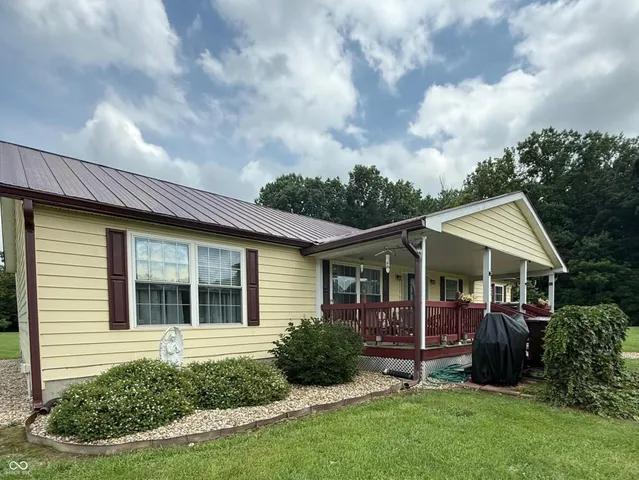 $395,000 | 4551 South Slate Ford Road, Scottsburg, IN 47170