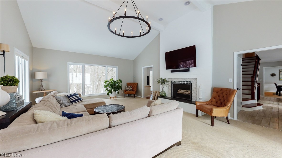 155 Hunting Trail Chagrin Falls, OH 44022 - Photo 4 of 35