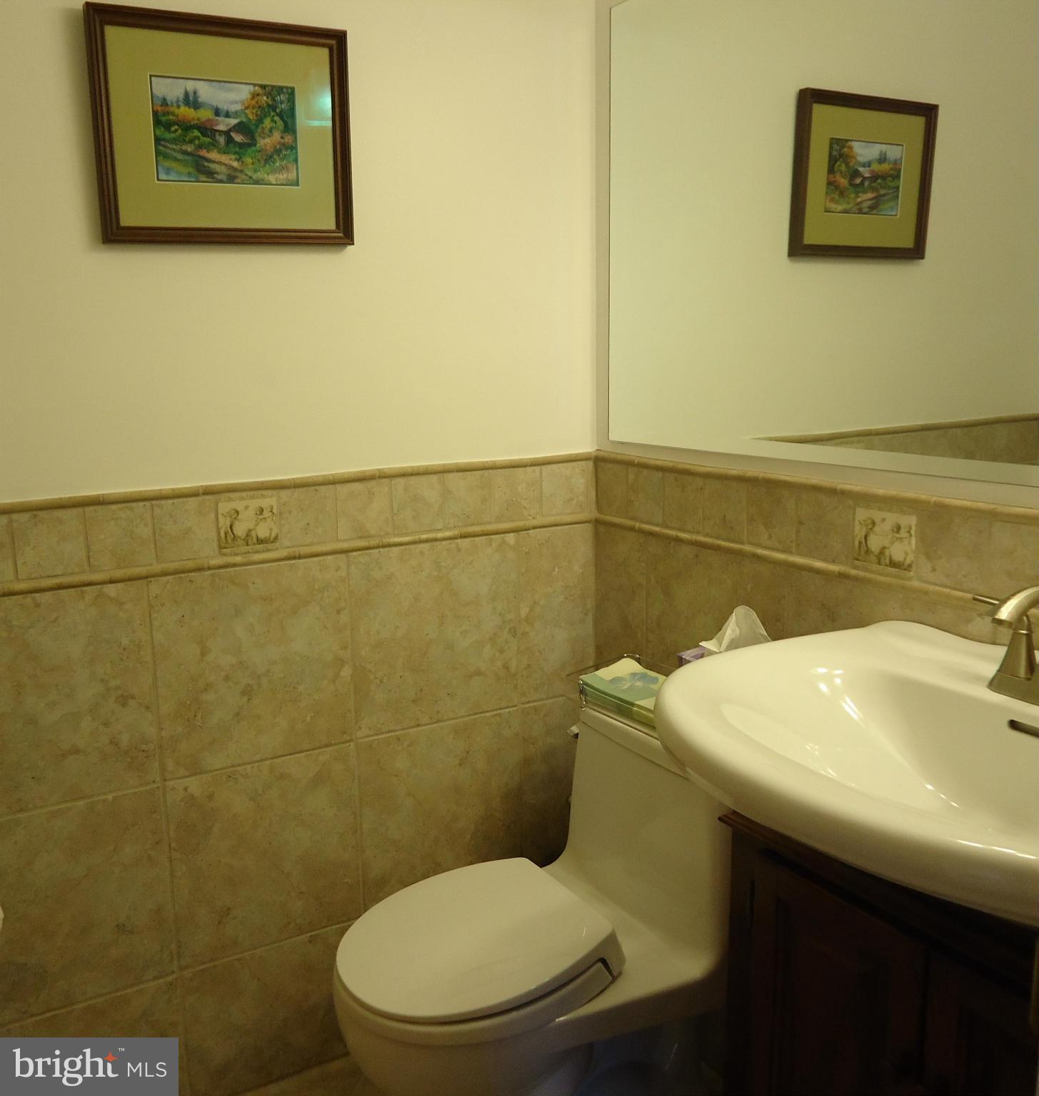 402 Rockway Road Baltimore, MD 21228 - Photo 17 of 26 Half Bath in lower level