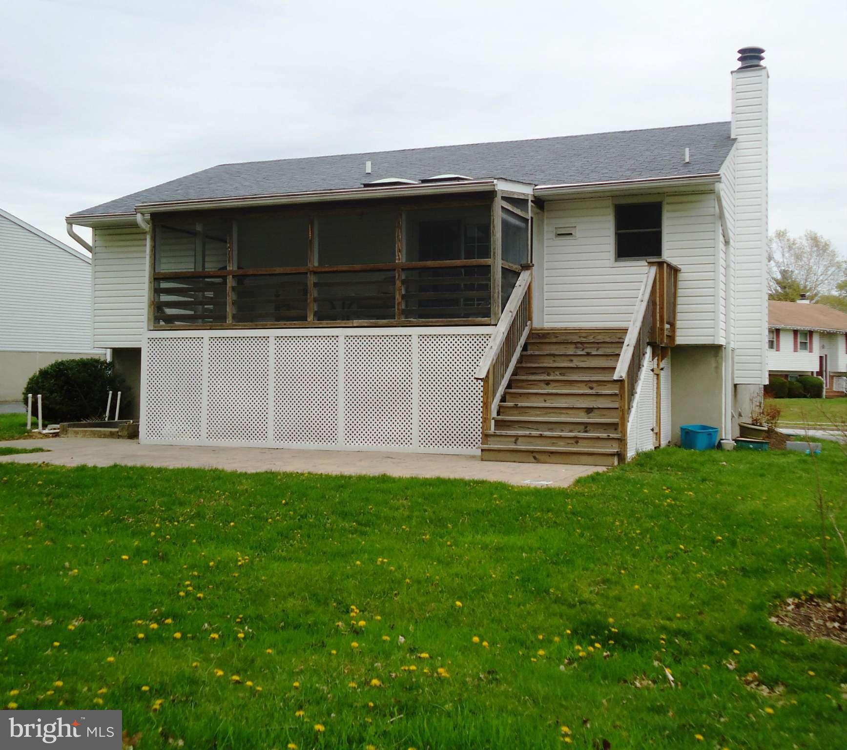 402 Rockway Road Baltimore, MD 21228 - Photo 24 of 26 Exterior (Rear)