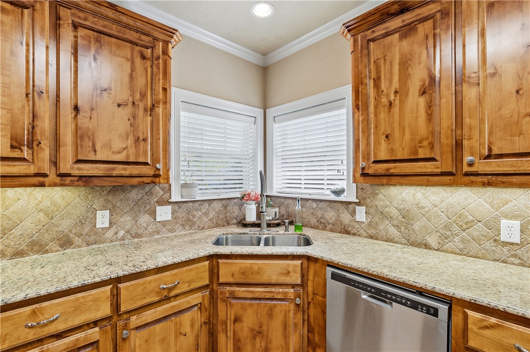 2700 Hickory Court Bryan, TX 77808 - Photo 15 of 31