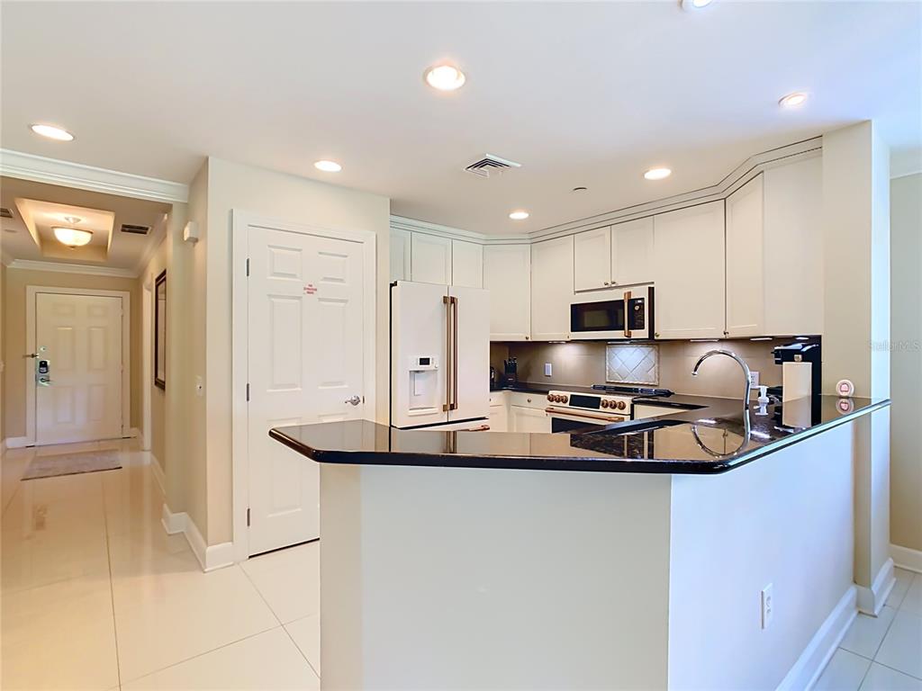 1358 Centre Ct Ridge Drive, Unit 101 Reunion, FL 34747 - Photo 10 of 35