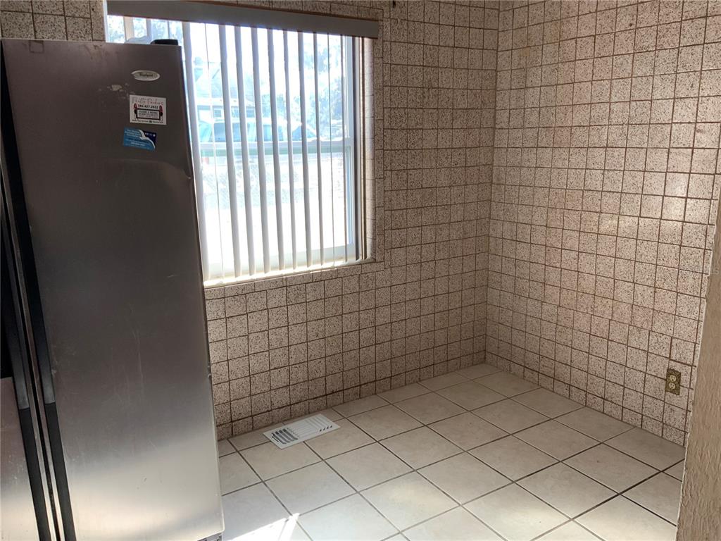 601 Berkshire Road Daytona Beach, FL 32114 - Photo 15 of 24