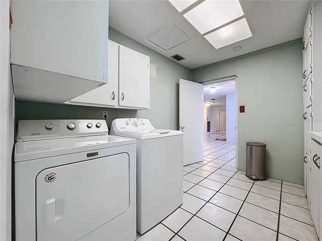 $3,300 | 1601 Riverhills Drive, Temple Terrace, FL 33617