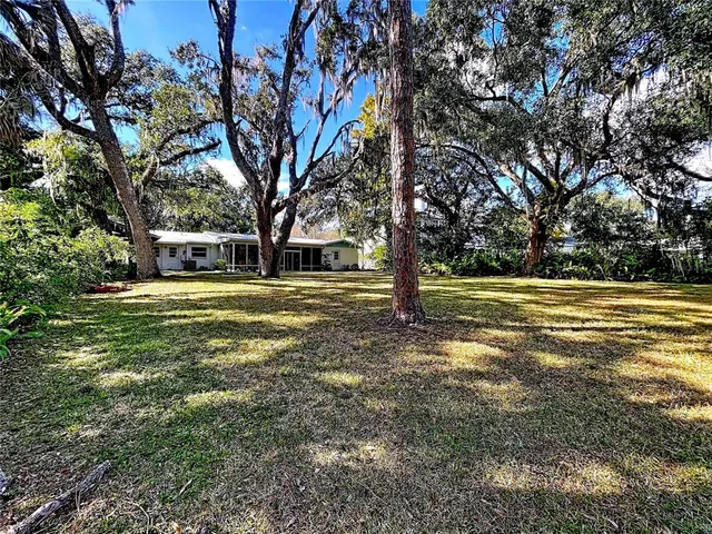 $3,300 | 1601 Riverhills Drive, Temple Terrace, FL 33617