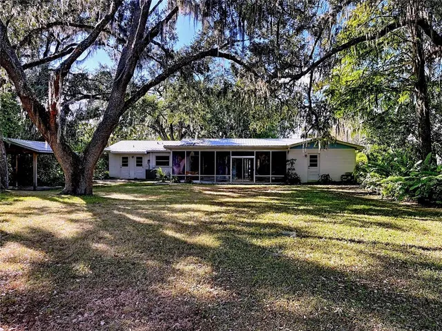 $3,300 | 1601 Riverhills Drive, Temple Terrace, FL 33617