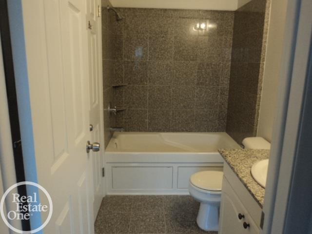 8401 18 18 Mile Road, Unit 124 Sterling Heights, MI 48313 - Photo 46 of 52