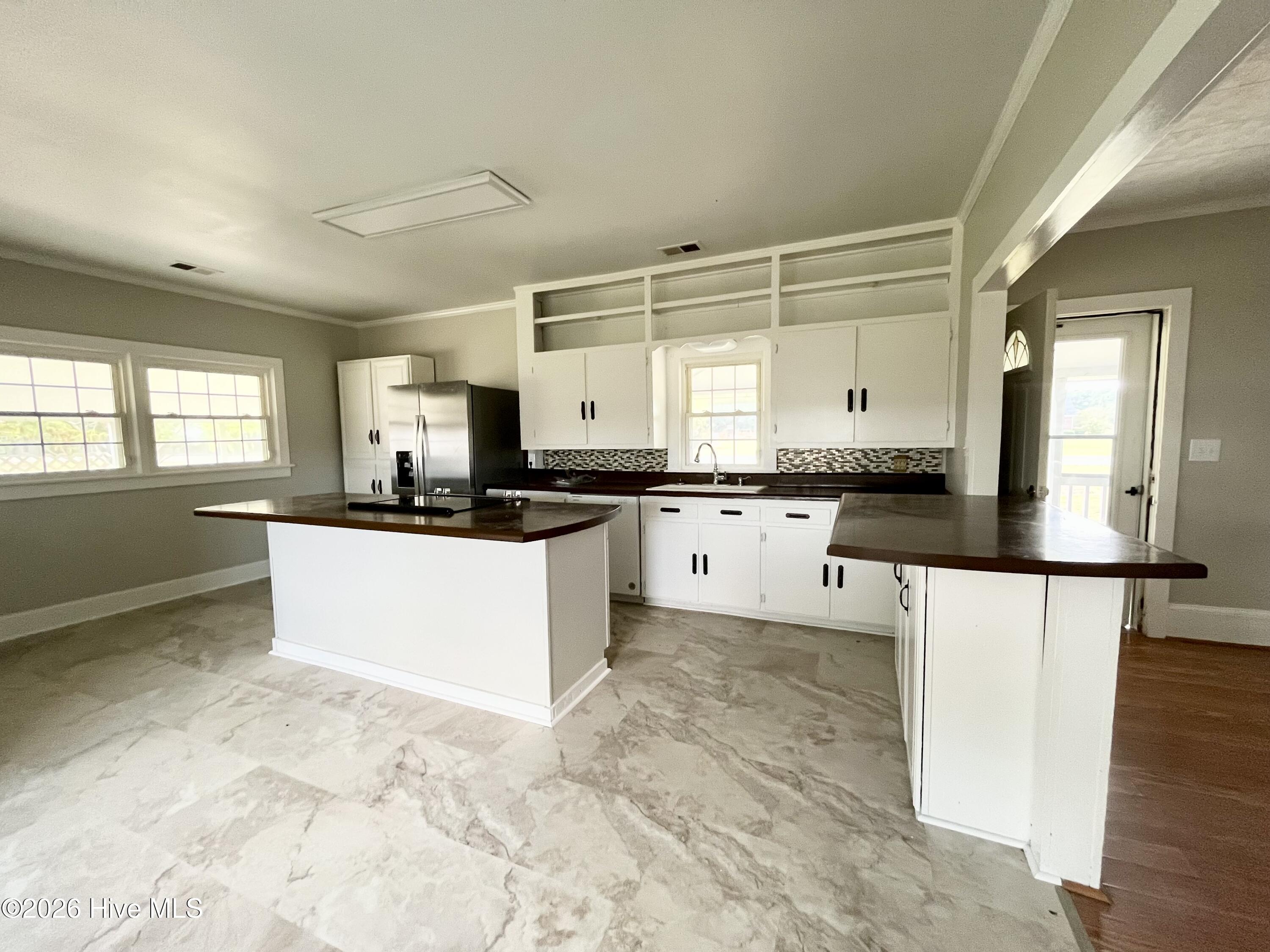 784 South Sandy Hook Road Shawboro, NC 27973 - Photo 6 of 14