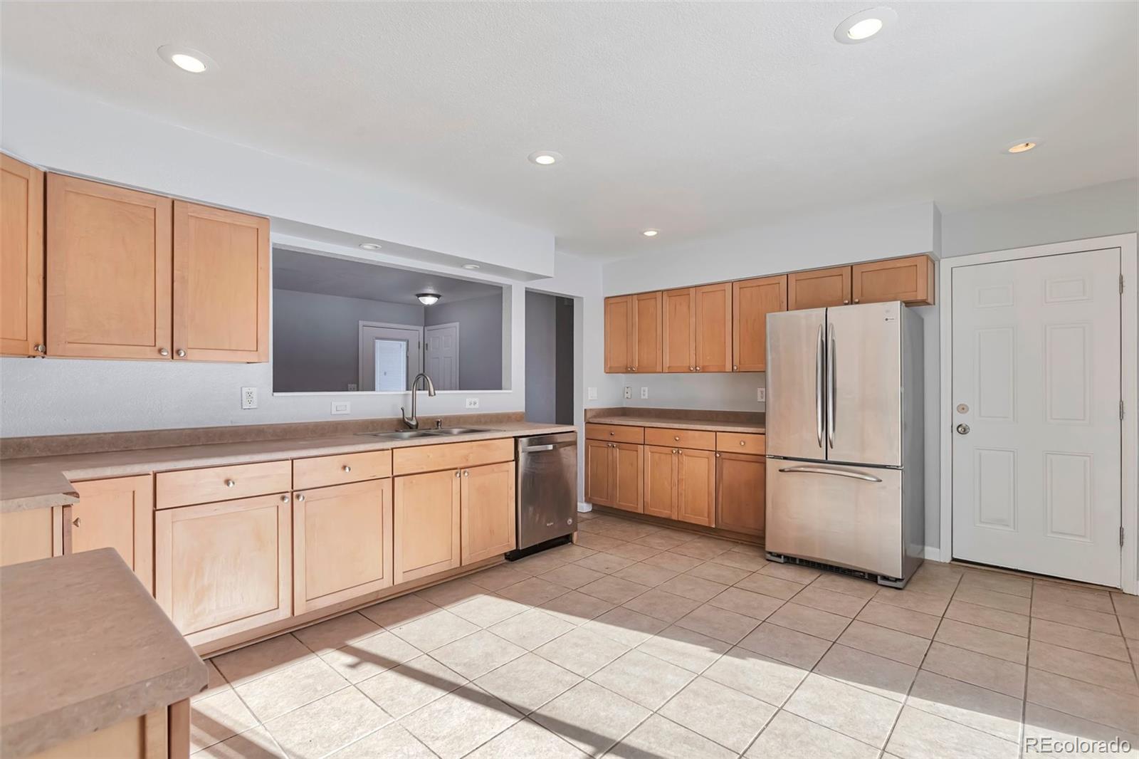 6441 South Eudora Way Centennial, CO 80121 - Photo 3 of 14