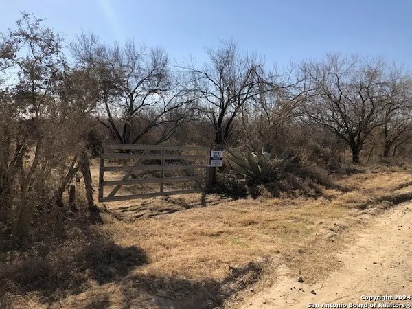 $120,000 | Natus Natus, Fowlerton, TX 78021