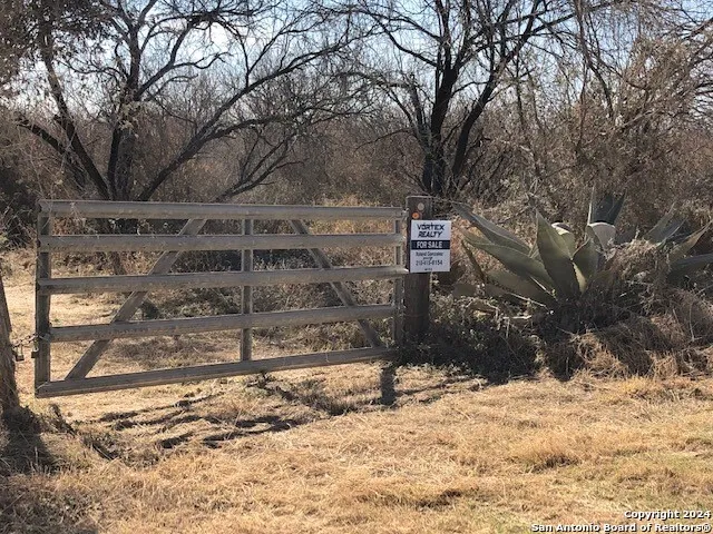 $120,000 | Natus Natus, Fowlerton, TX 78021