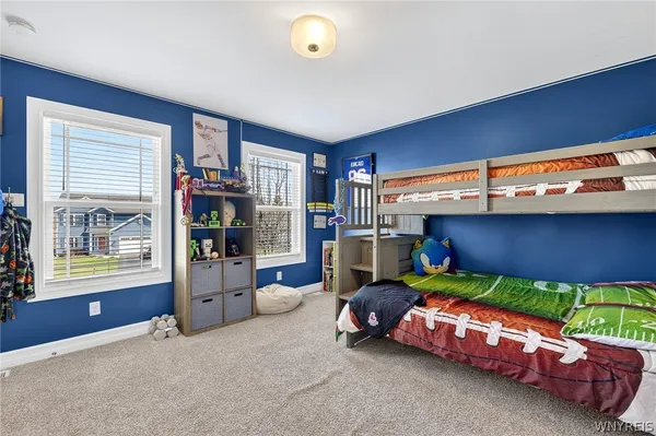 $650,000 | 8 Weathersfield Lane, Lancaster, NY 14086