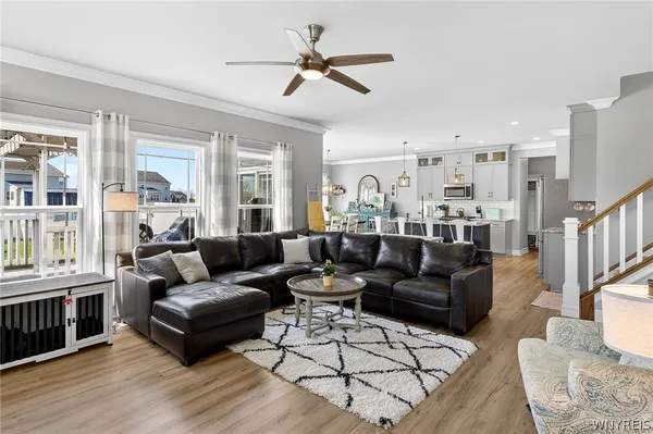 $650,000 | 8 Weathersfield Lane, Lancaster, NY 14086