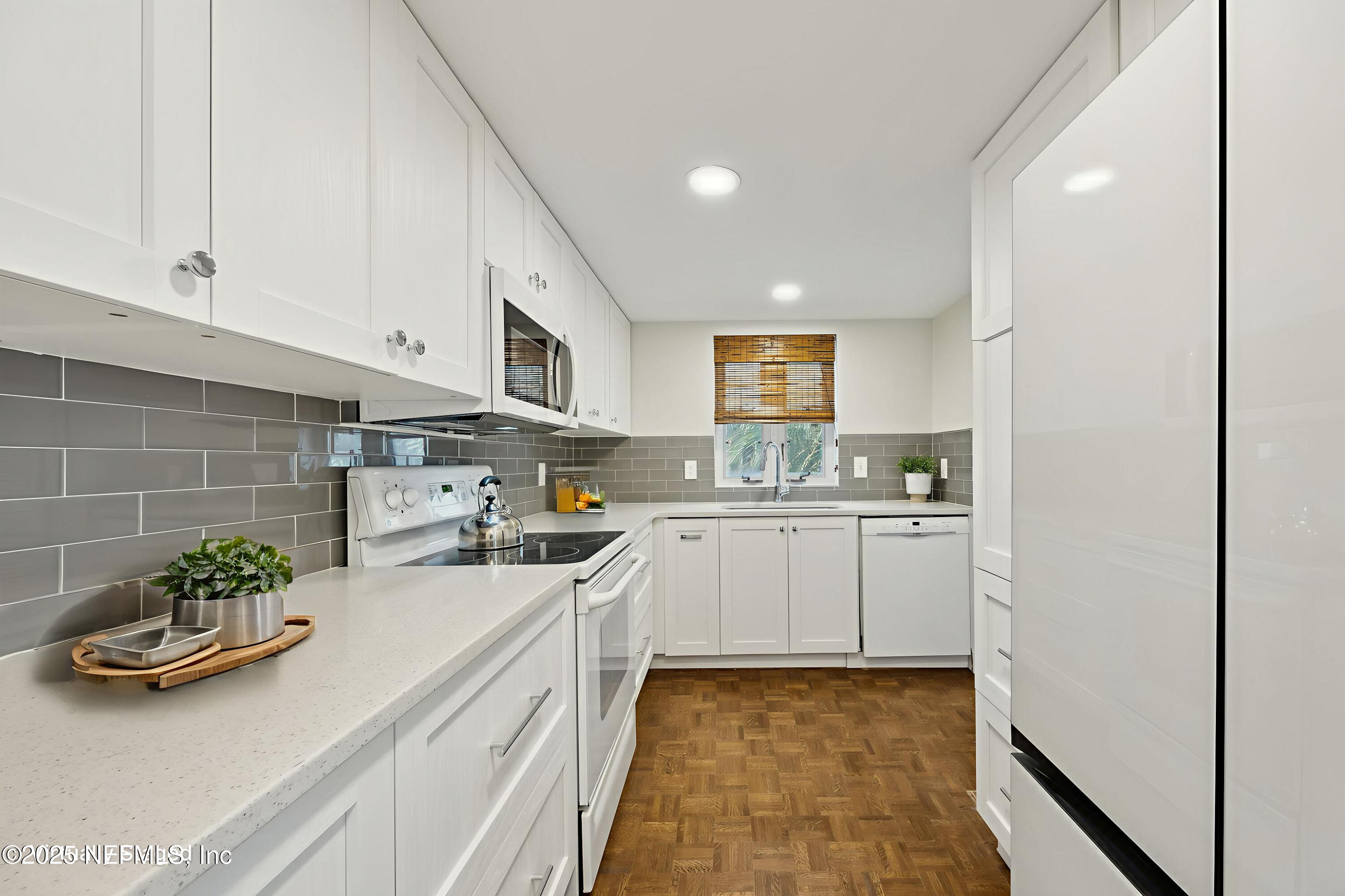 2912 St Johns Avenue, Unit 17 Jacksonville, FL 32205 - Photo 2 of 60 Newly Renovated Kitchen