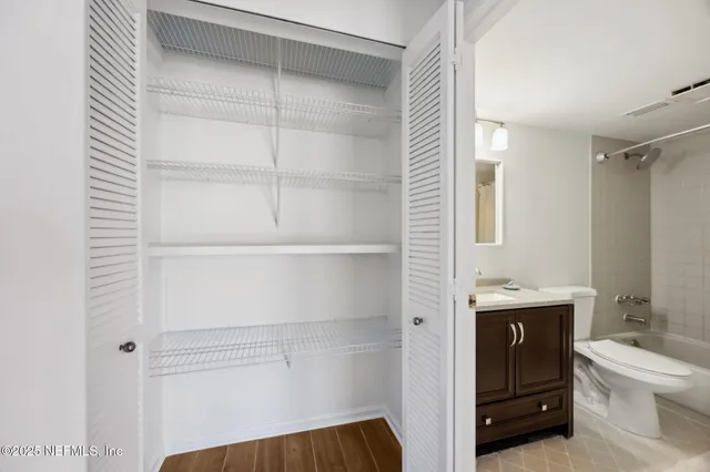 $305,000 | 2912 St Johns Avenue, Unit 17, Jacksonville, FL 32205