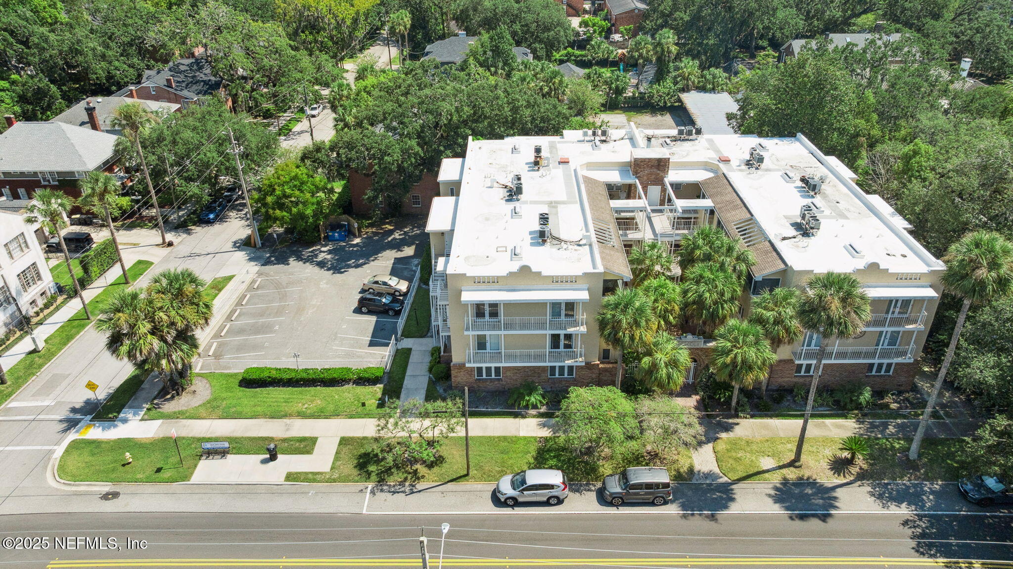 2912 St Johns Avenue, Unit 17 Jacksonville, FL 32205 - Photo 47 of 60 a view of a multi story building