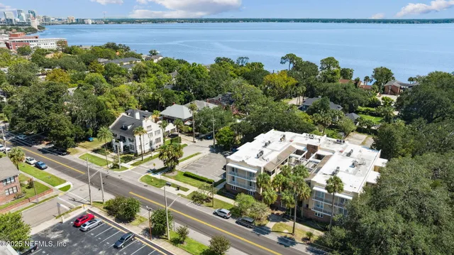 $305,000 | 2912 St Johns Avenue, Unit 17, Jacksonville, FL 32205