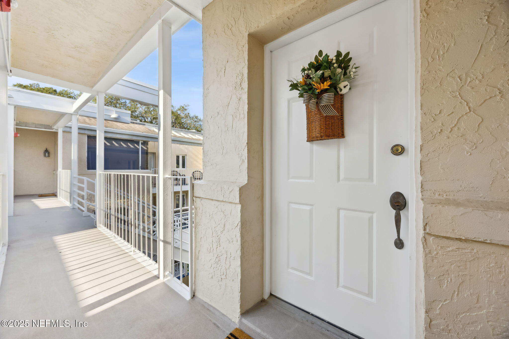 2912 St Johns Avenue, Unit 17 Jacksonville, FL 32205 - Photo 6 of 60 The Peacock