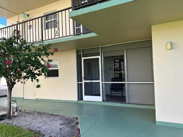 808 Southeast 7th Street, Unit 101B Deerfield Beach, FL 33441 - Photo 15 of 36 a view of a house with a balcony