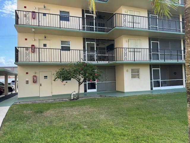 808 Southeast 7th Street, Unit 101B Deerfield Beach, FL 33441 - Photo 30 of 36 a front view of a house