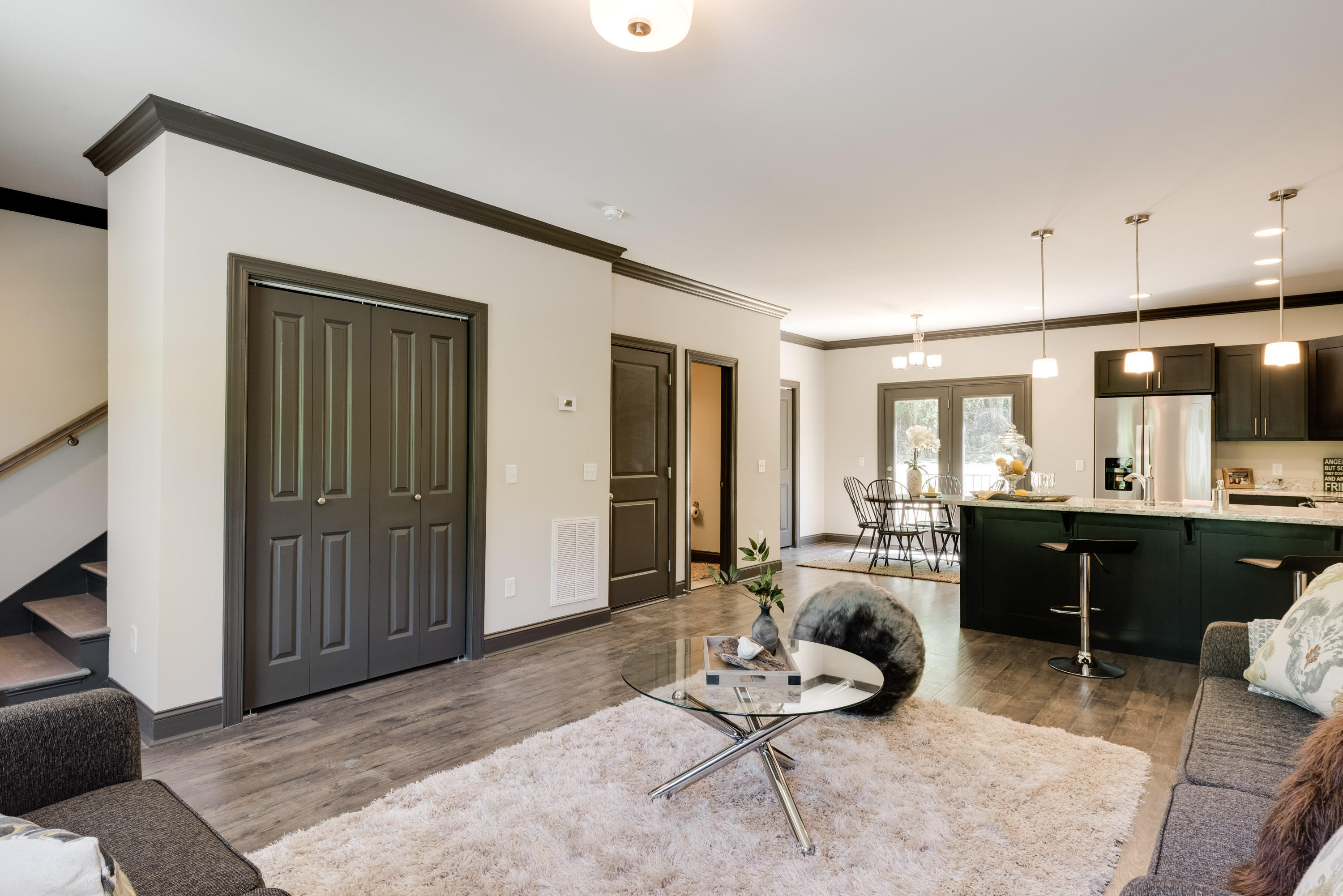 1074 East Elmwood Drive Chattanooga, TN 37405 - Photo 9 of 23 1070_E_Elmwood_Dr_11