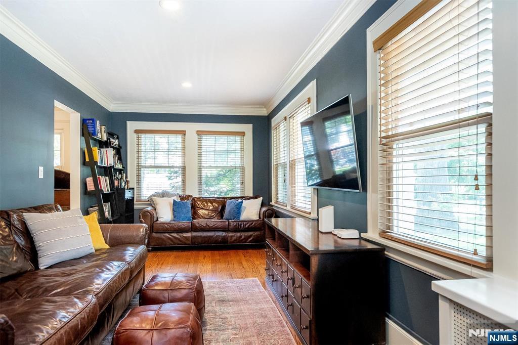 242 Forest Avenue Glen Ridge, NJ 07028 - Photo 12 of 49