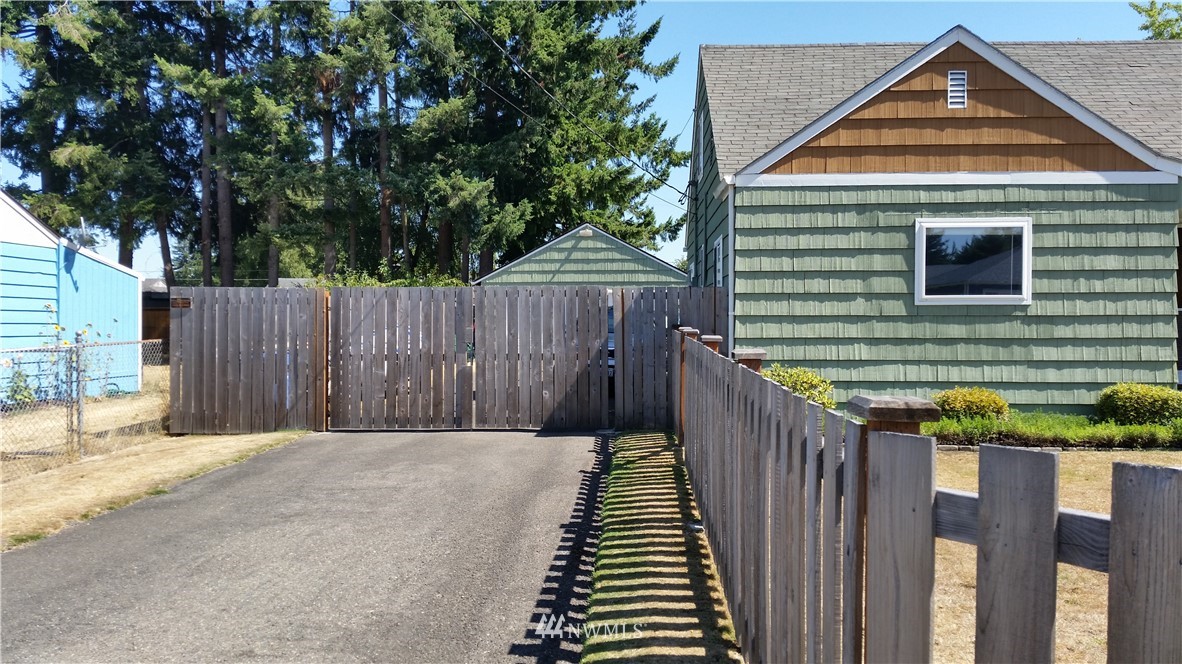 1234 Johnson Road Centralia, WA 98531 - Photo 2 of 19 Gallery Image 2
