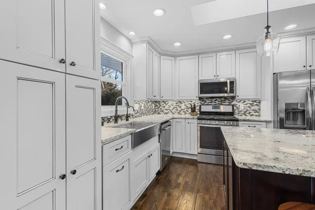 $499,900 | 7864 North Green Bay Road, River Hills, WI 53217