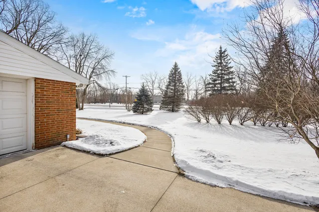 $499,900 | 7864 North Green Bay Road, River Hills, WI 53217