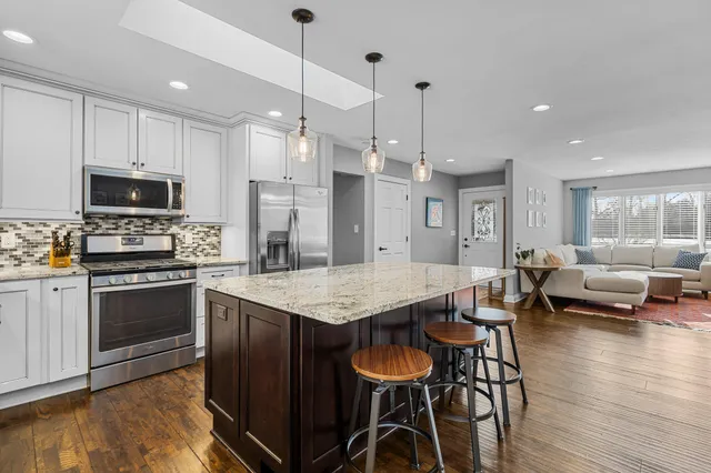 $499,900 | 7864 North Green Bay Road, River Hills, WI 53217