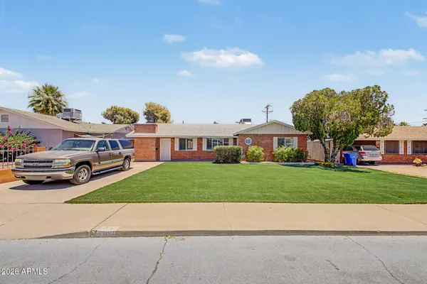 $399,900 | 1833 North 35th Street, Phoenix, AZ 85008