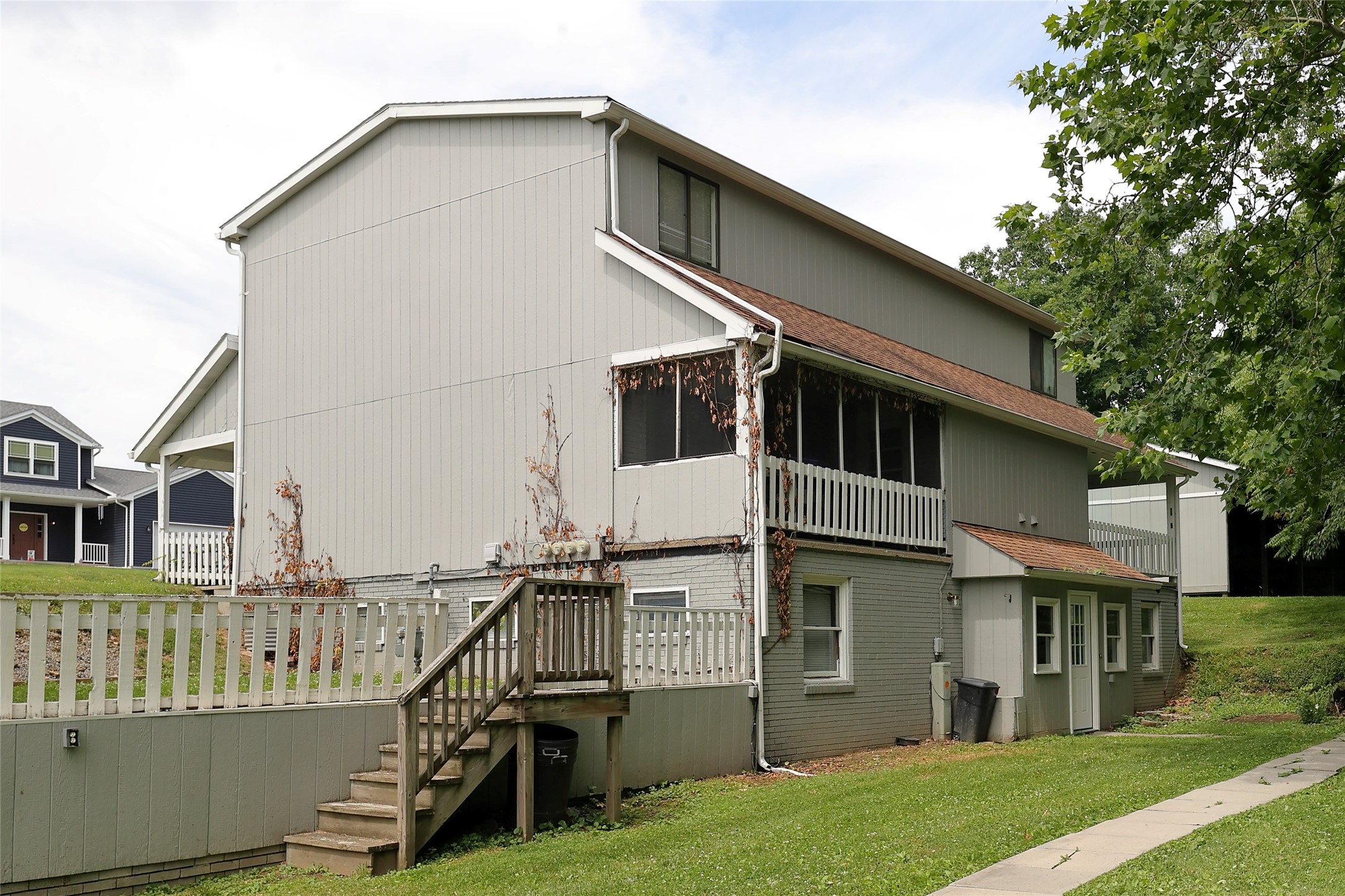 128-130 Douglass Road Beaver Falls, PA 15010 - Photo 2 of 8 Gallery Image 2