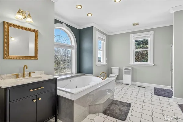 $599,000 | 500 Stadium Drive, Potosi, MO 63664