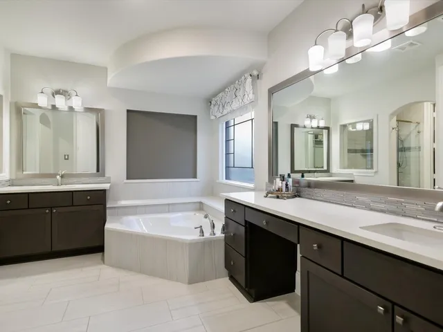 $715,000 | 512 Honeybird Lane, Georgetown, TX 78626