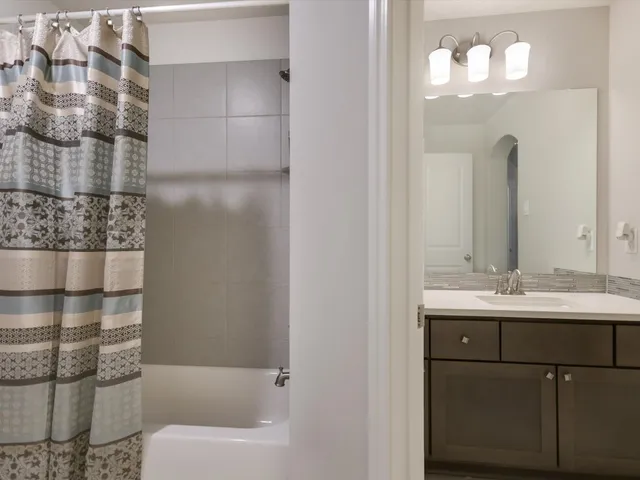 $715,000 | 512 Honeybird Lane, Georgetown, TX 78626