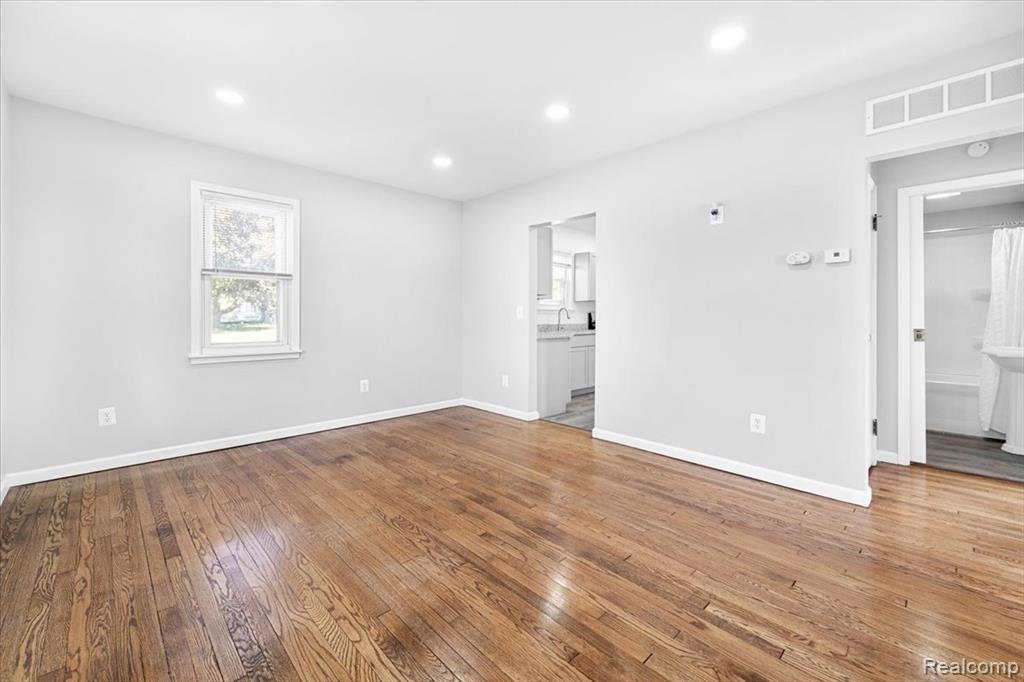 6211 Inkster Road Taylor, MI 48180 - Photo 8 of 24 Gallery Image 8