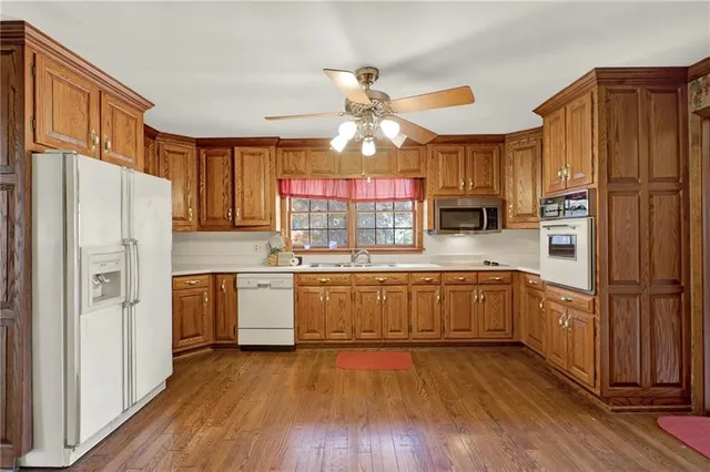 $612,000 | 104 East Valley Road Northeast, Rydal, GA 30171