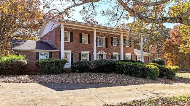 $612,000 | 104 East Valley Road Northeast, Rydal, GA 30171