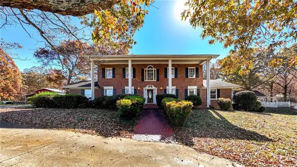 $499,900 | 104 East Valley Road Northeast, Rydal, GA 30171