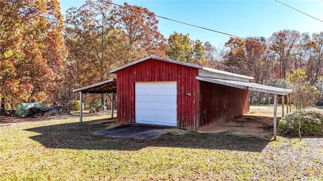 $612,000 | 104 East Valley Road Northeast, Rydal, GA 30171