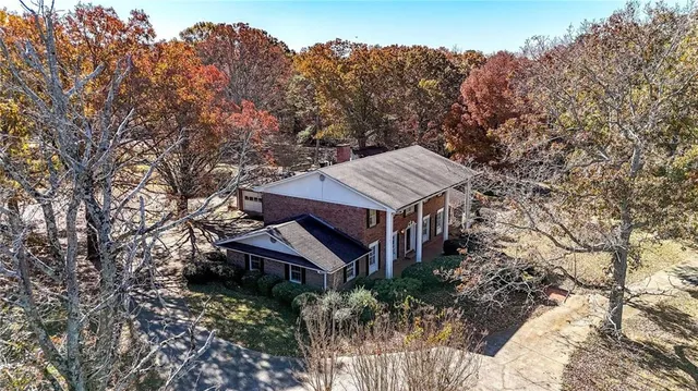 $612,000 | 104 East Valley Road Northeast, Rydal, GA 30171