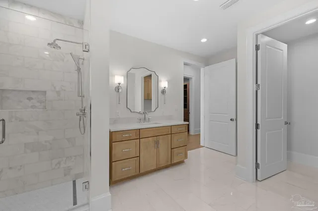 $2,200,000 | 800 South Palafox Street, Unit 789, Pensacola, FL 32502