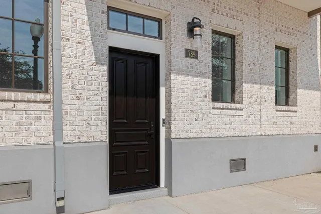 $2,200,000 | 800 South Palafox Street, Unit 789, Pensacola, FL 32502