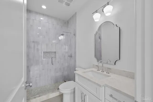 $2,200,000 | 800 South Palafox Street, Unit 789, Pensacola, FL 32502