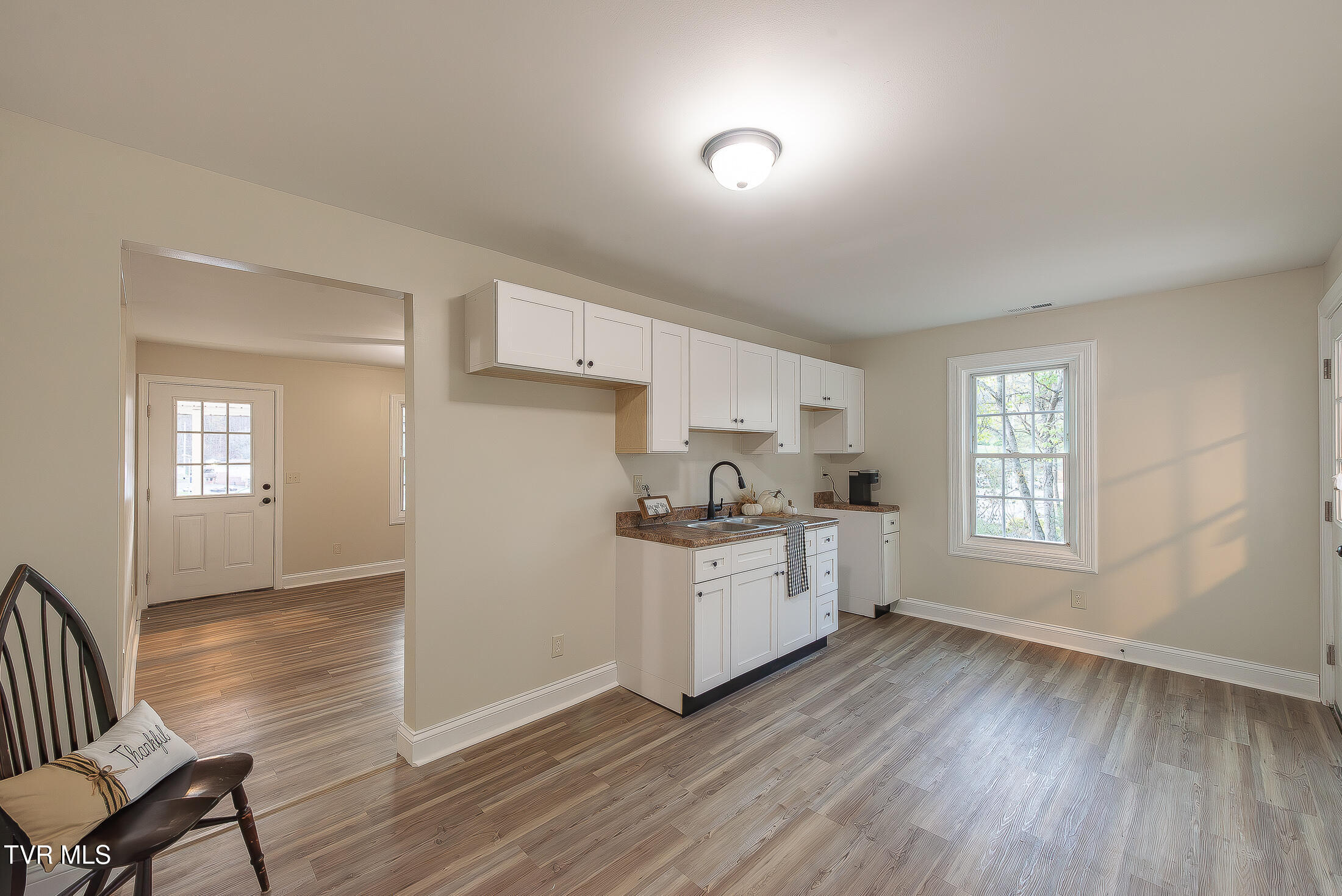 125 Long Ridge Road Weber City, VA 24290 - Photo 9 of 41 kitchen