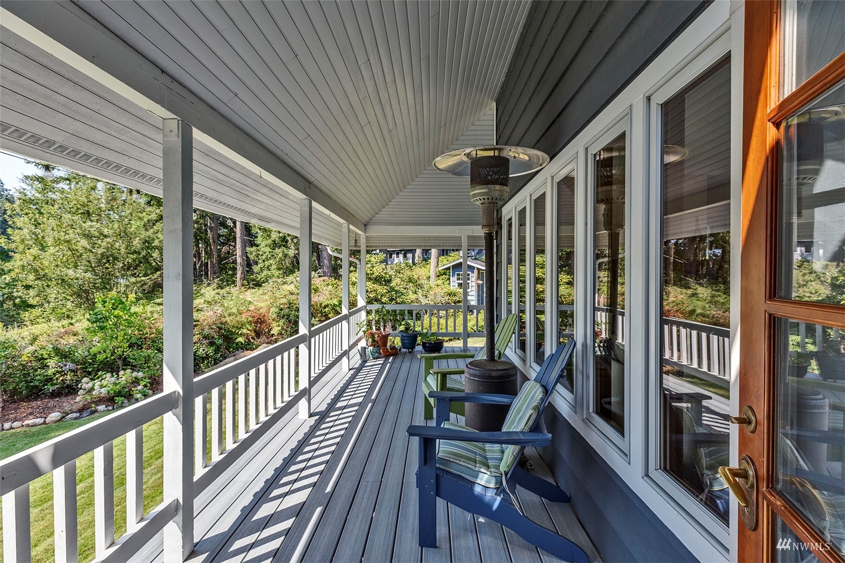 10518 Guthrie Road Anderson Island, WA 98303 - Photo 14 of 40 a view of balcony with furniture
