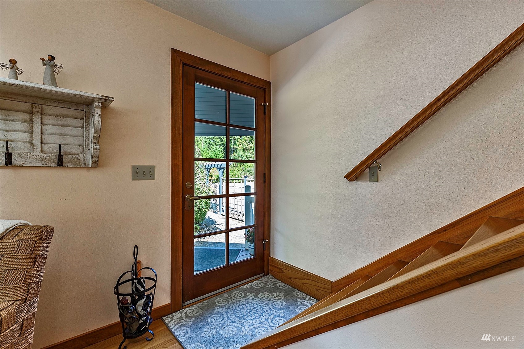 10518 Guthrie Road Anderson Island, WA 98303 - Photo 20 of 40 a view of an empty room and window